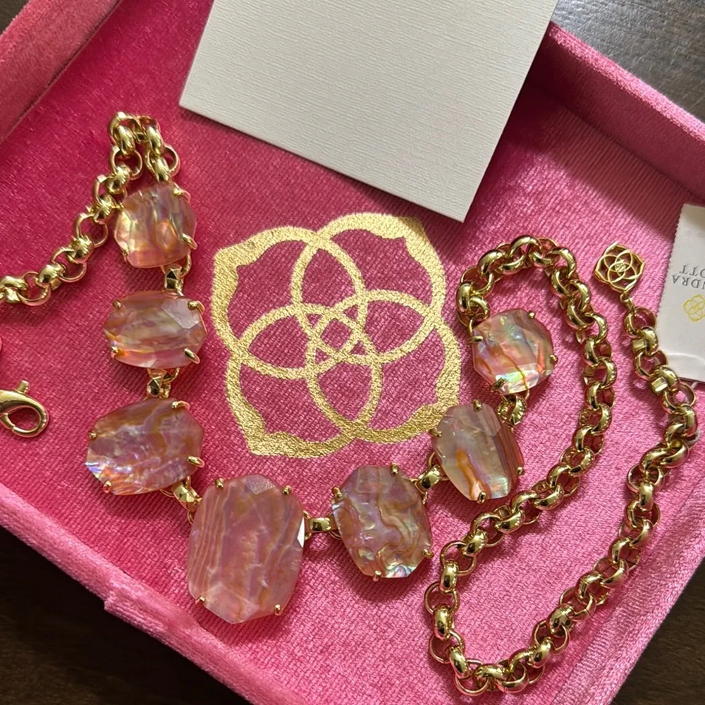 Kendra Scott Set ๐ - Picture 6 of 7